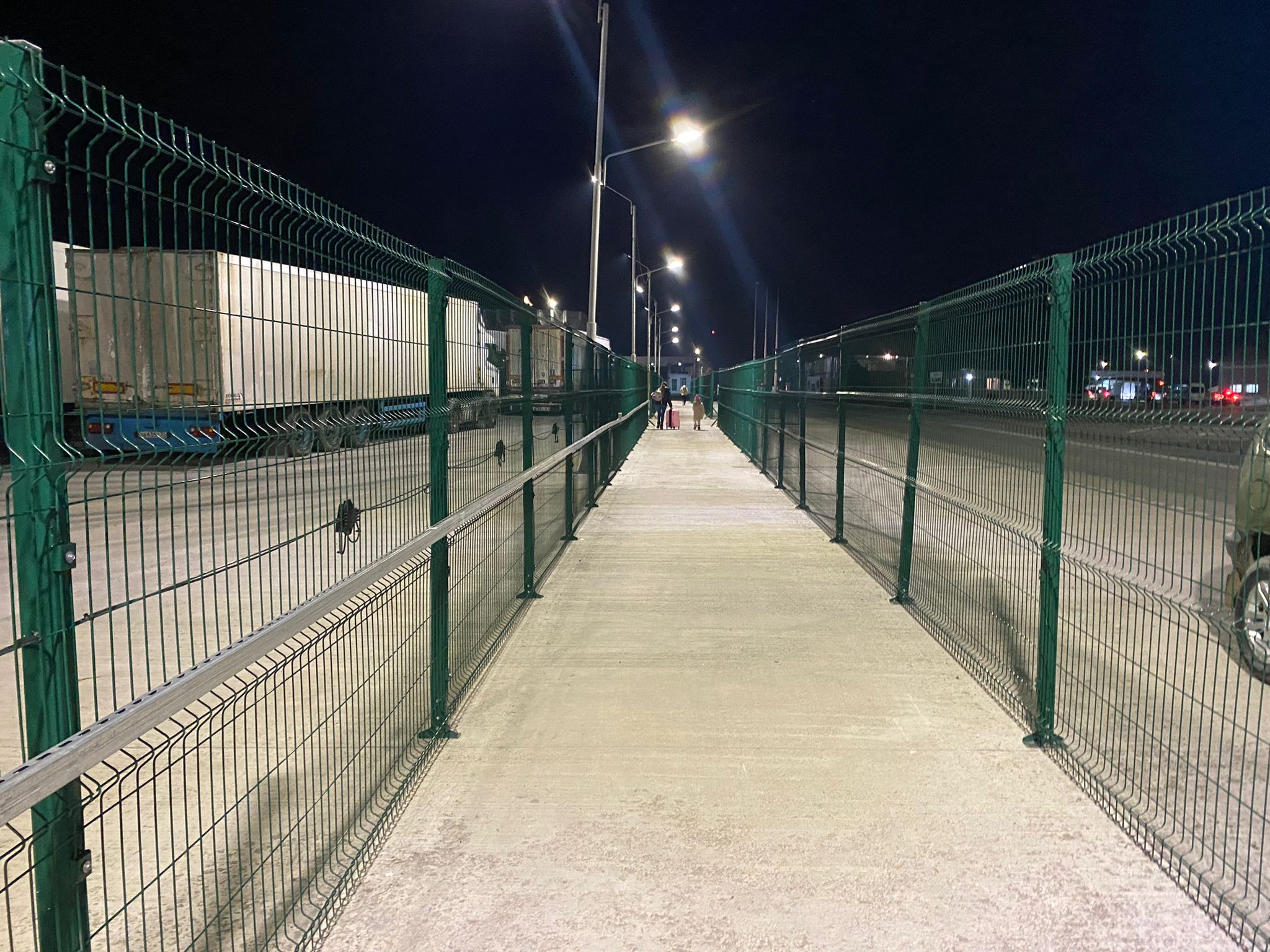 Border crossing at Siret, Romania 